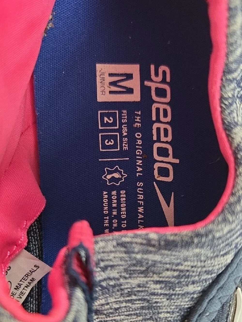 Speedo Navy Slip-On Water Shoes Size 2/3